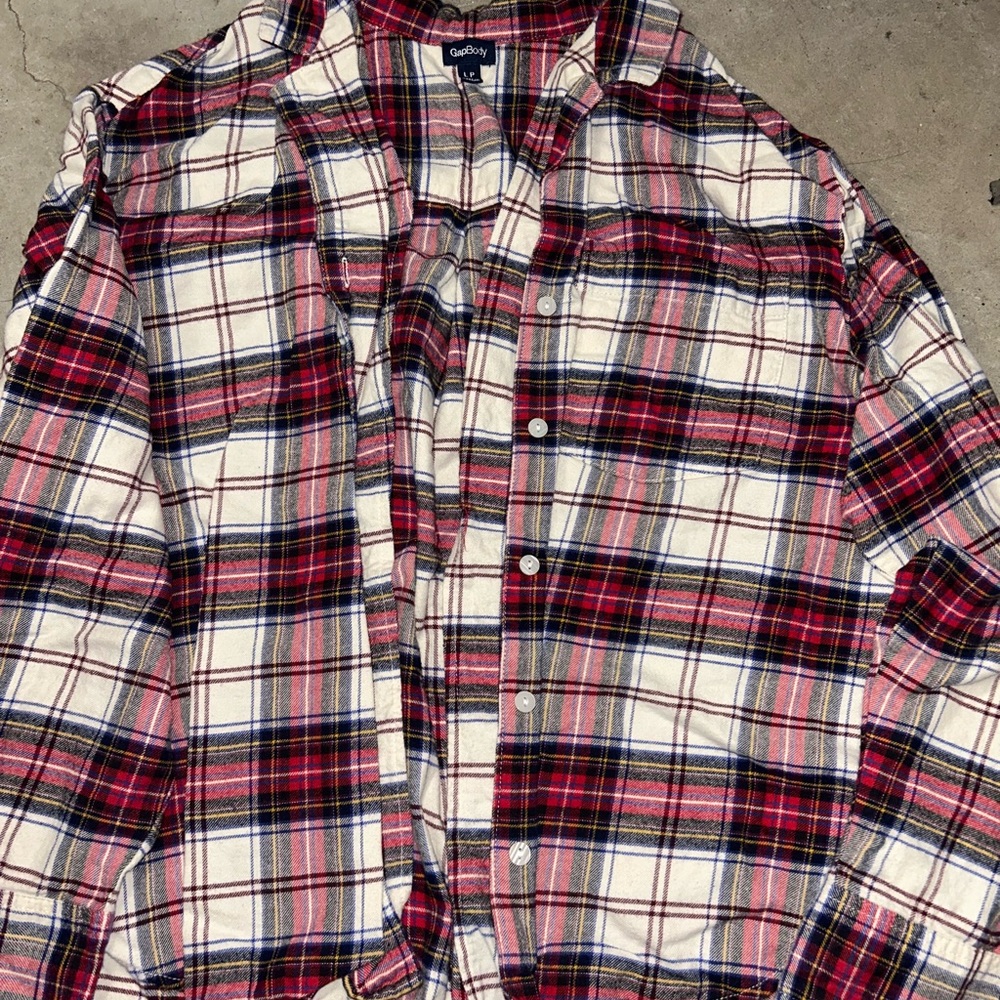 Gant Men's Red and White Checkered Shirt - Picture 2 of 4